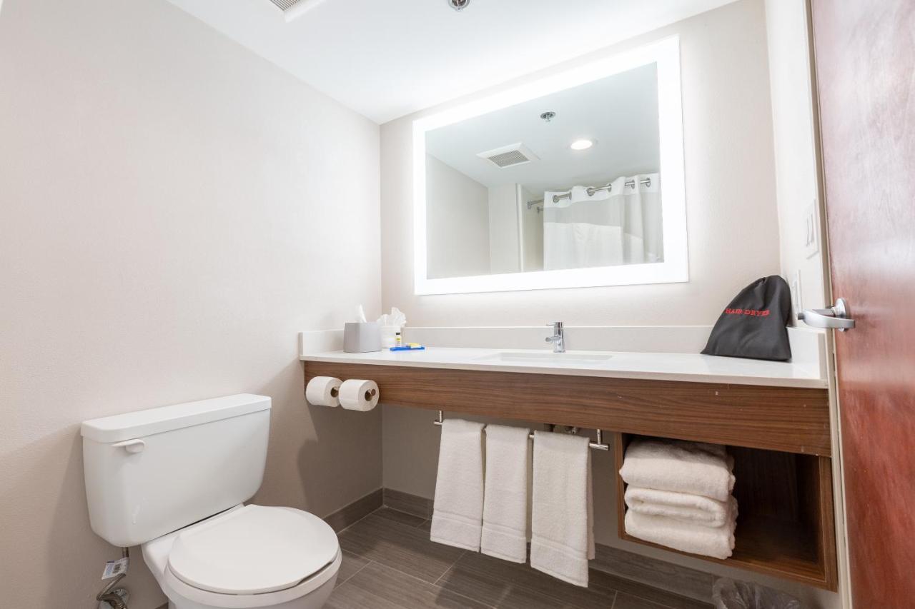 Holiday Inn Express & Suites Arlington North - Stadium Area By Ihg Eksteriør billede