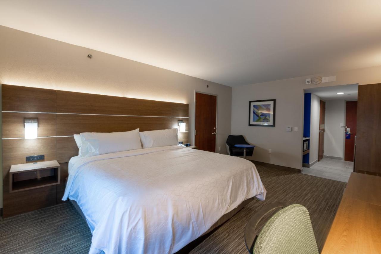 Holiday Inn Express & Suites Arlington North - Stadium Area By Ihg Eksteriør billede