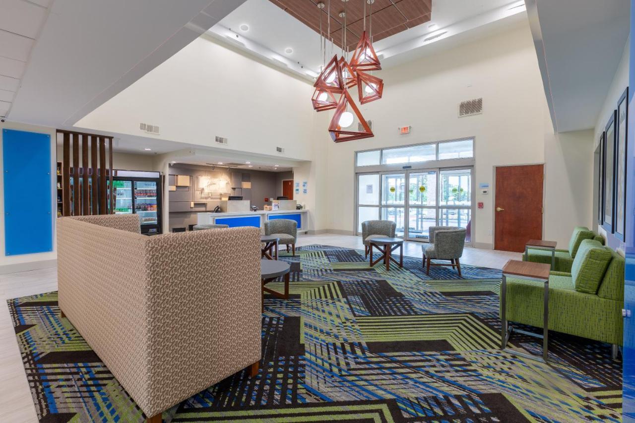 Holiday Inn Express & Suites Arlington North - Stadium Area By Ihg Eksteriør billede