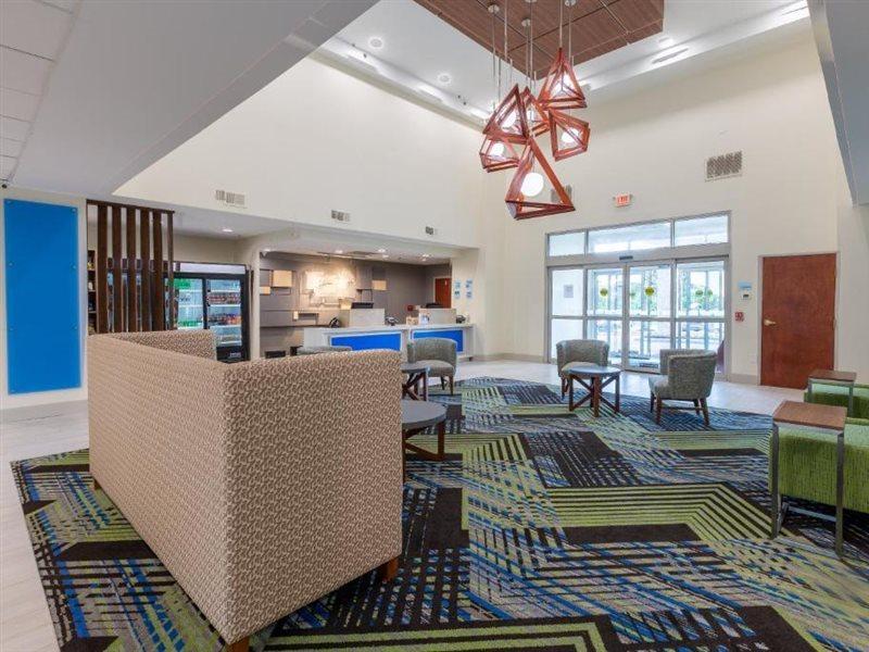 Holiday Inn Express & Suites Arlington North - Stadium Area By Ihg Eksteriør billede